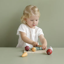 Load image into Gallery viewer, Tender Leaf Wooden Cutting Vegetables